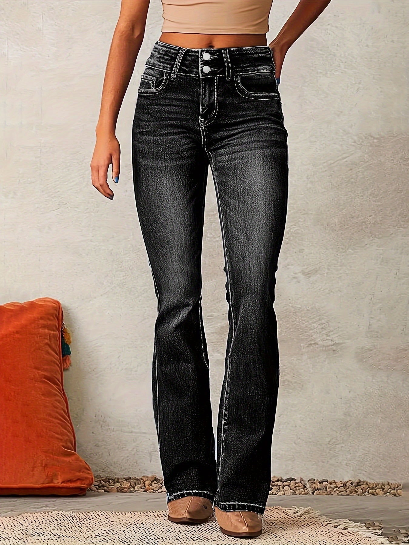 Beth - Women's High-Waist Jeans with weitem Bein