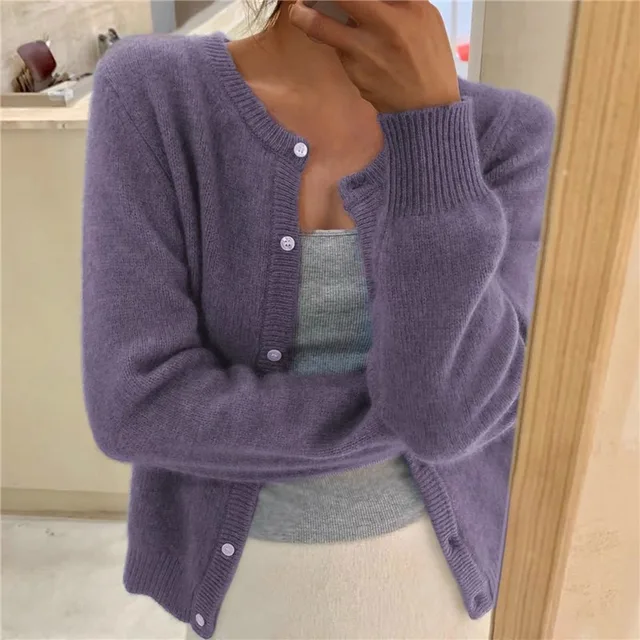Chloe - Women's Cardigan with Rundhalsausschnitt and langen Sleeves