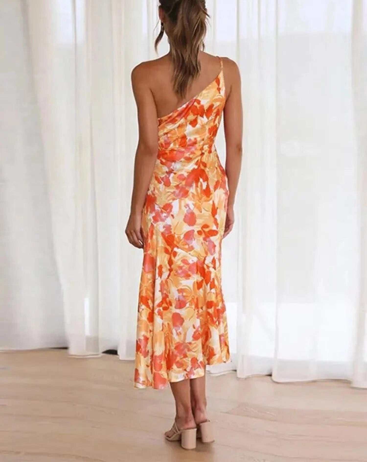 Eva - Women's Summer Maxi Dress with asymmetric Cut and Floral Print