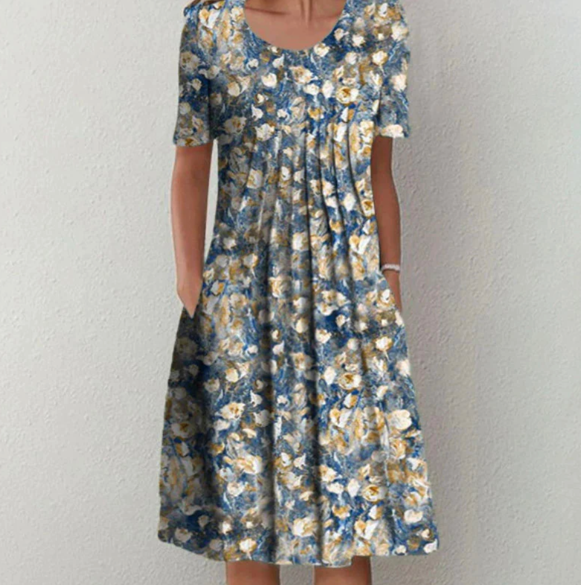 Brenda - Women's Midi Dress with lockerem Cut and Floral Print