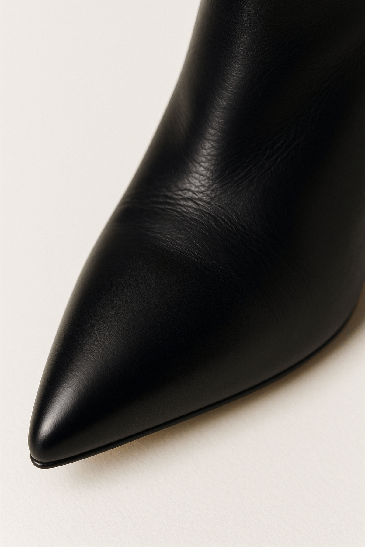 Eliza - Women's Boots with Kroko-Pattern and quadratischem Heel