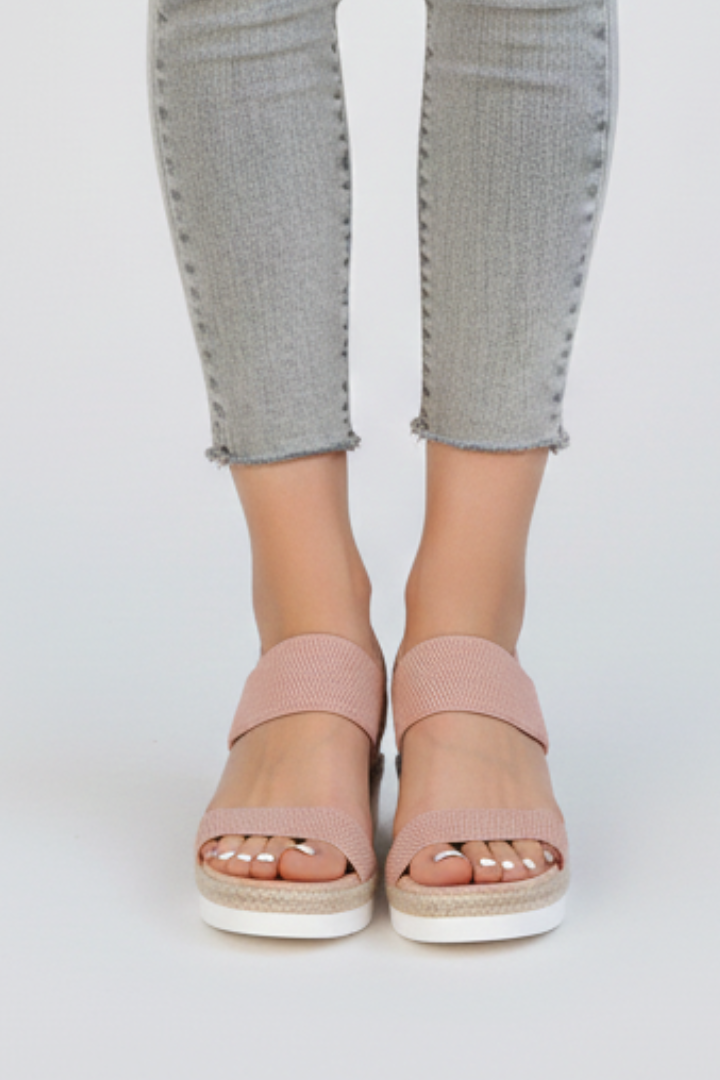 Lauren - Women's Sandals with elevated Sole and Stretch-Fit