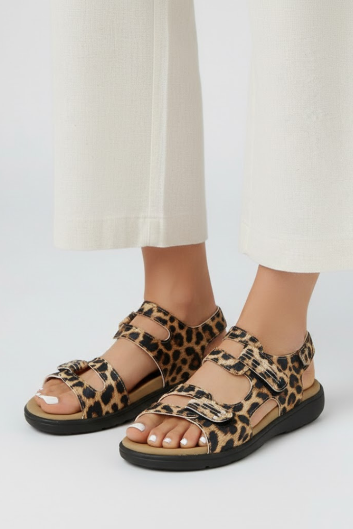 Amelia - Women's-Sandals with Heel and mehreren Strap in Zehenbereich