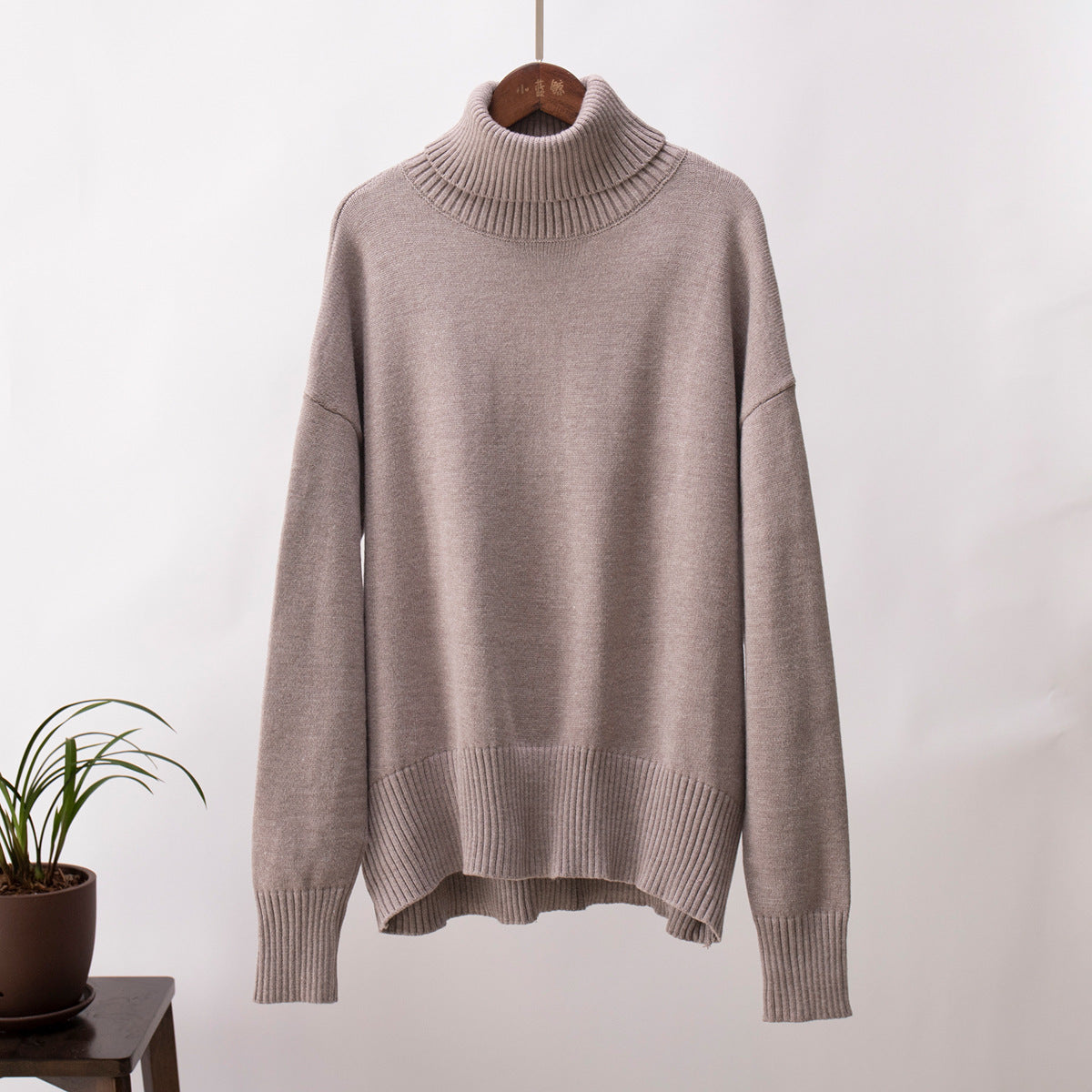 Amber - Women's Casual Warm Knit Sweater with geripptem Saum