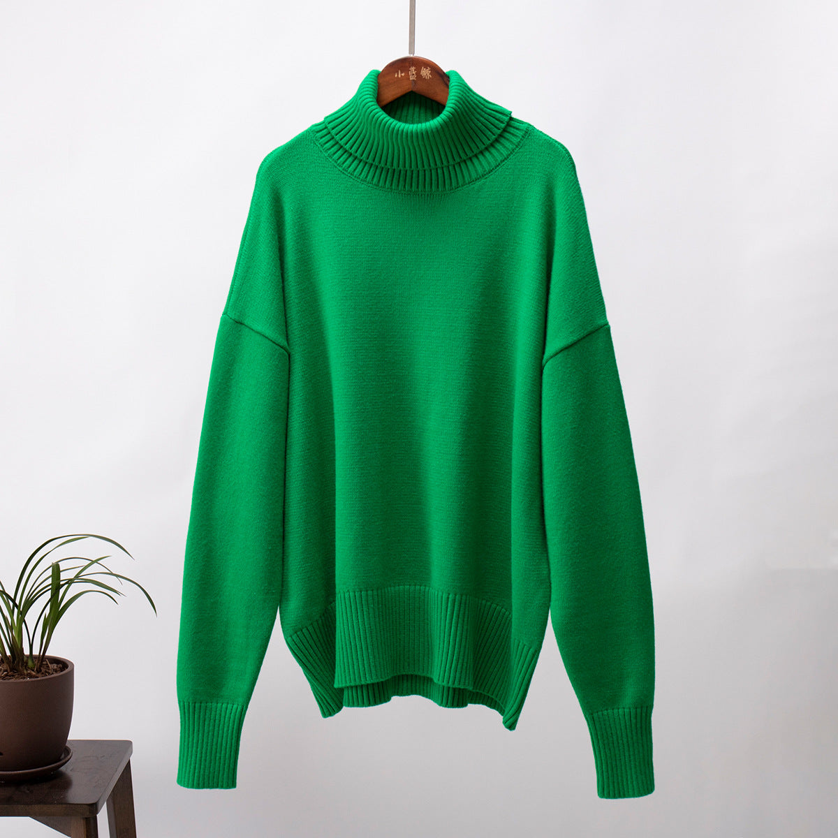 Amber - Women's Casual Warm Knit Sweater with geripptem Saum