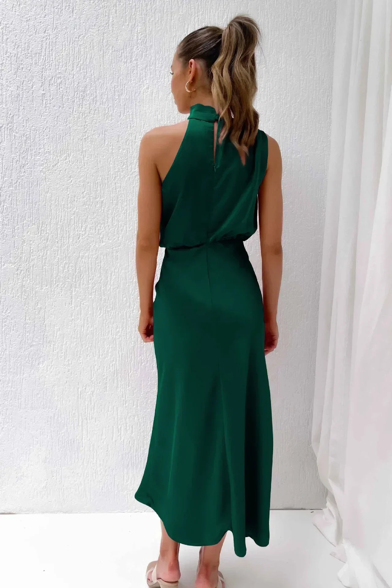 Ruby - Women's Chic Halterneck Evening Dress