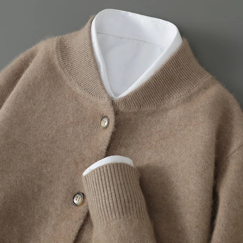 Ella - Women's Soft Cardigan with Button Placket vorne