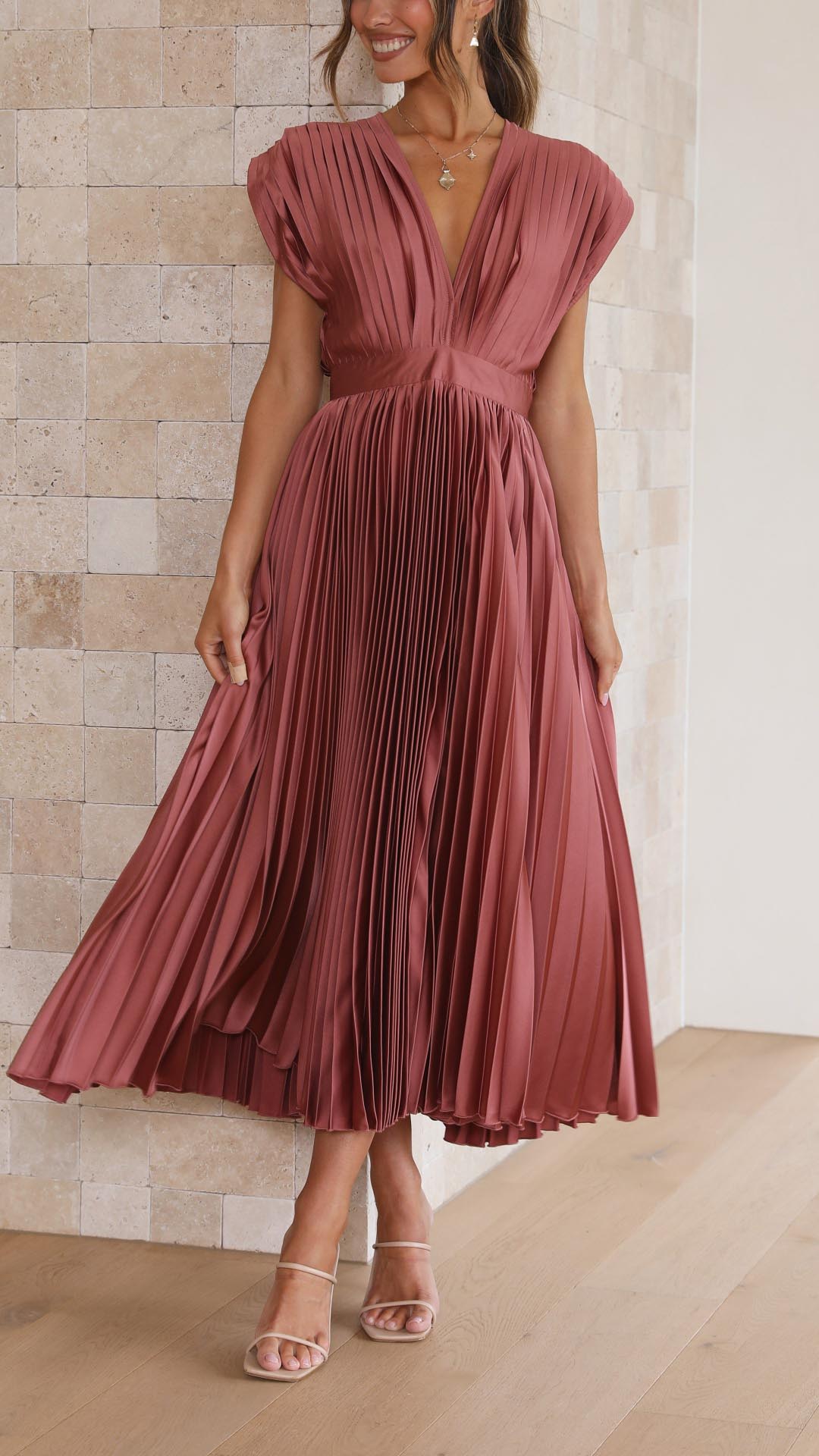 Isabella - Women's Klassisches Gefaltetes Maxi Dress