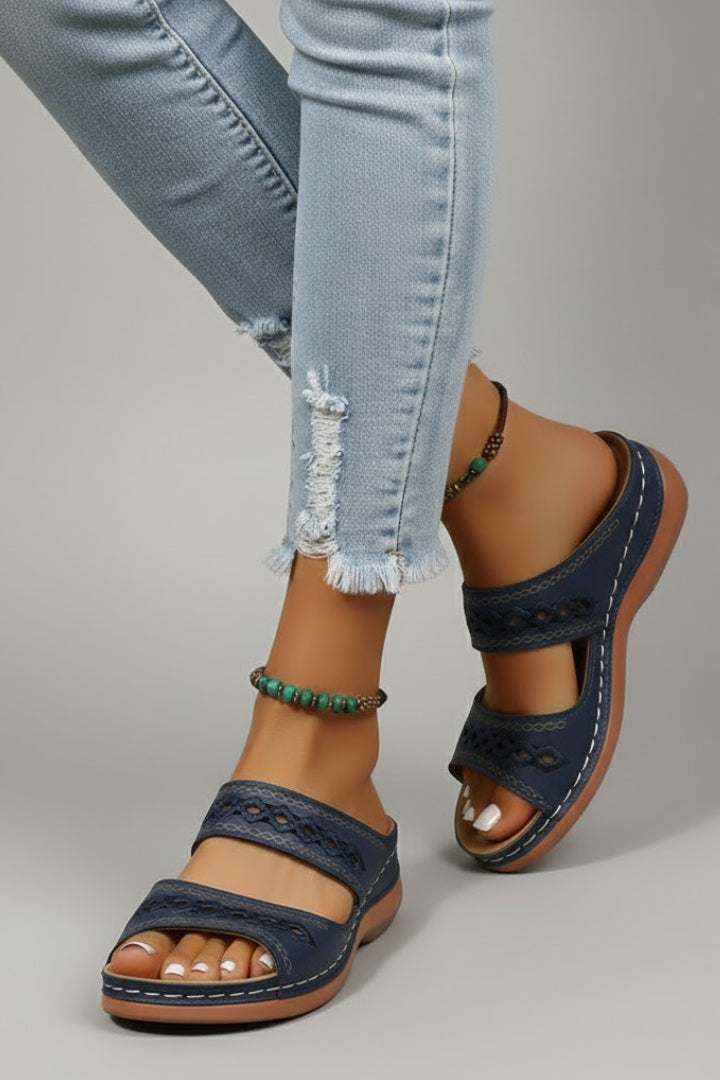 Beth - Women's Slides with Double Strap and dekorativen Cutouts