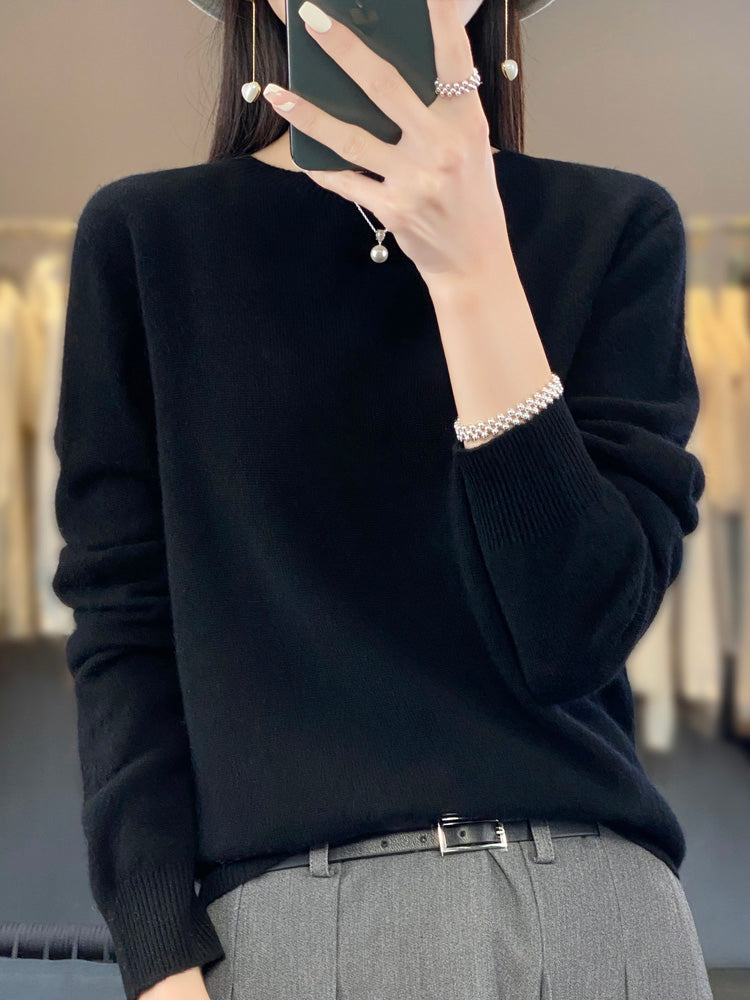 Caroline - Women's Classic Knit Sweater with Long Sleeve