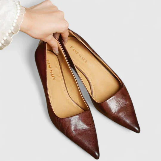 Laura - Women's Classic Spitz Zulaufende Pumps with Niedrigem Heel