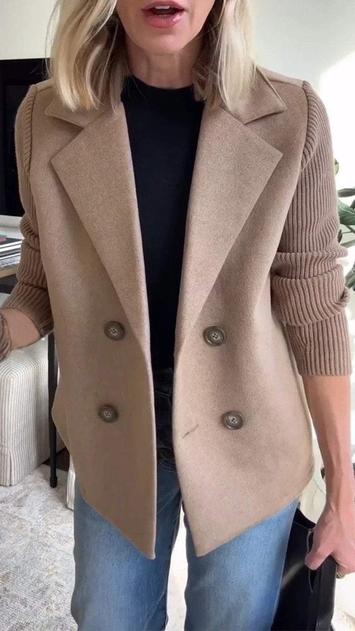 Edith - Women's Blazer with langen Sleeves and Button Placket vorne