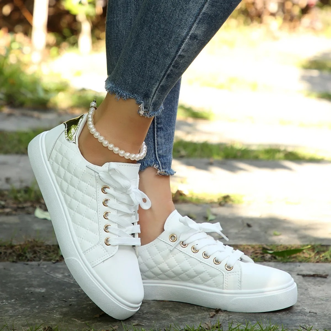 Angela - Women's Casual-Sneaker with Quilted and Lacing