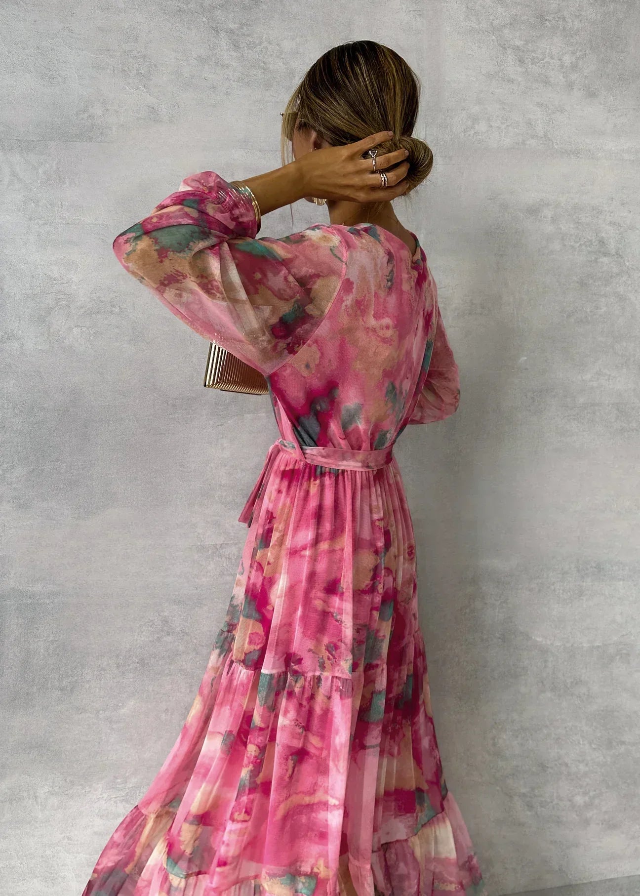 Yvonne - Women's Flowing, pleated Maxi Dress with Belt and Floral Print
