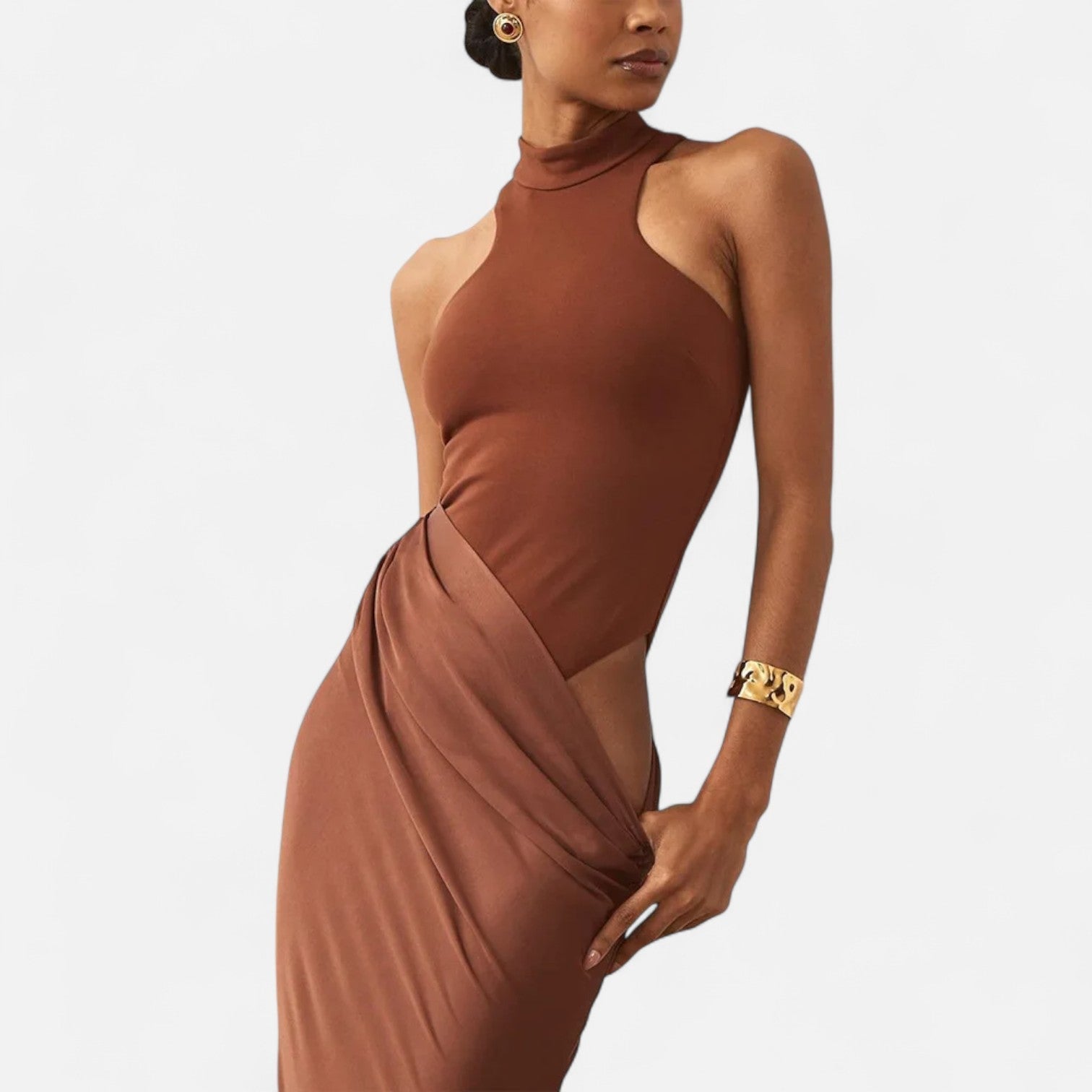 Nicola - Women's Maxi Dress with Cut-Out and Halterneck