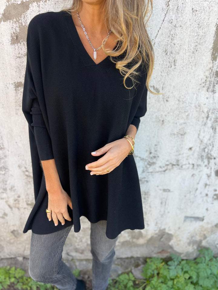 Sophia - Women's Sweater with Relaxed Fit and V-Neck