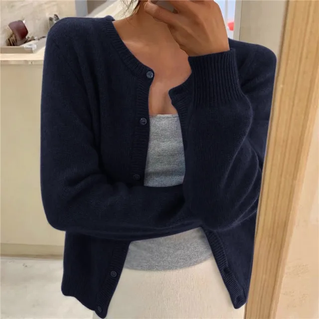 Chloe - Women's Cardigan with Rundhalsausschnitt and langen Sleeves