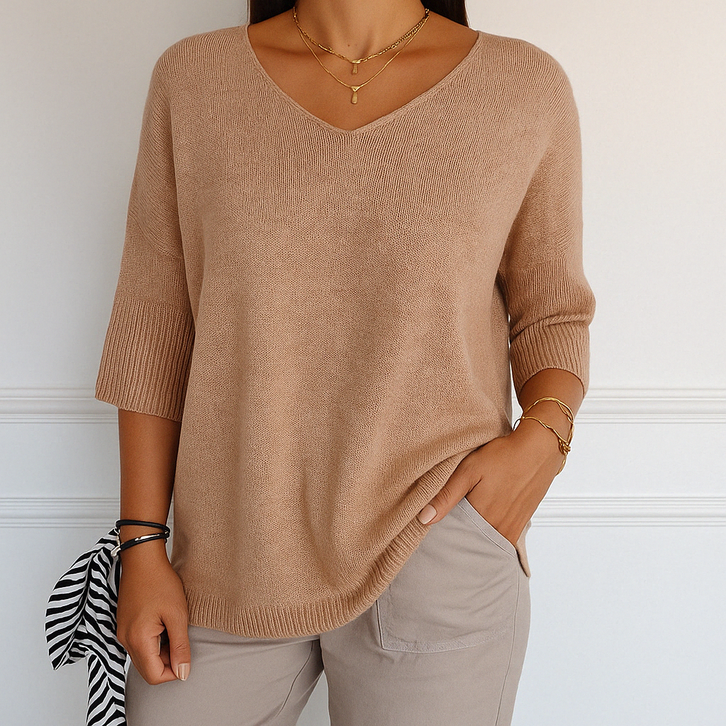 Eliza - Women's Sweater with V-Neck and Short Sleeve