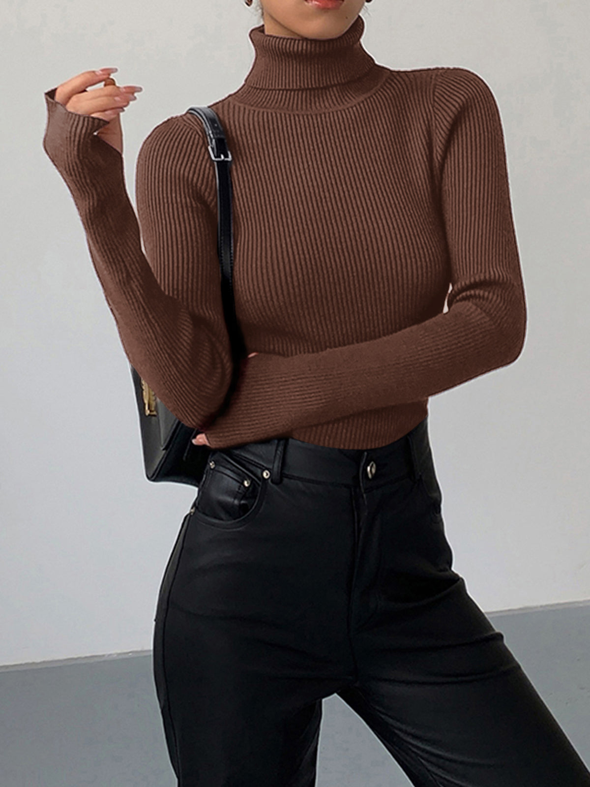 Lynne - Women's Minimalistisches Schlankes Turtleneck Top