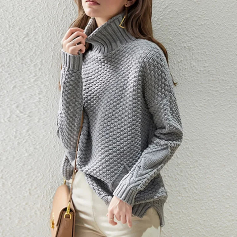 Lucy - Women's High-Neck Chunky Knit Sweater