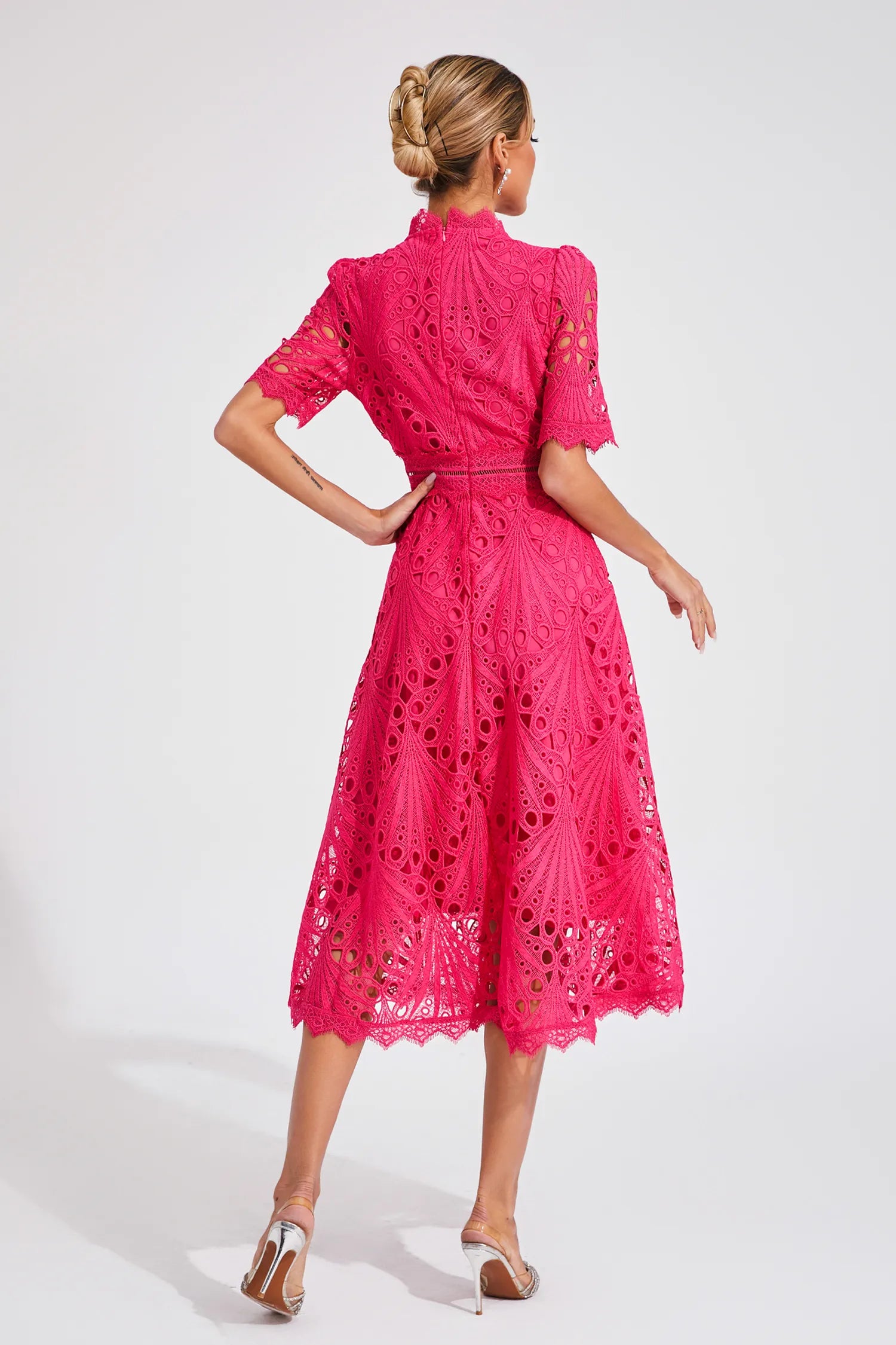 Victoria - Women's Chic Lace Midi Dress