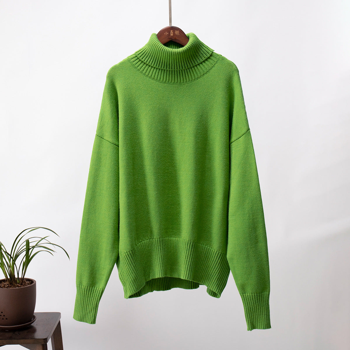 Amber - Women's Casual Warm Knit Sweater with geripptem Saum