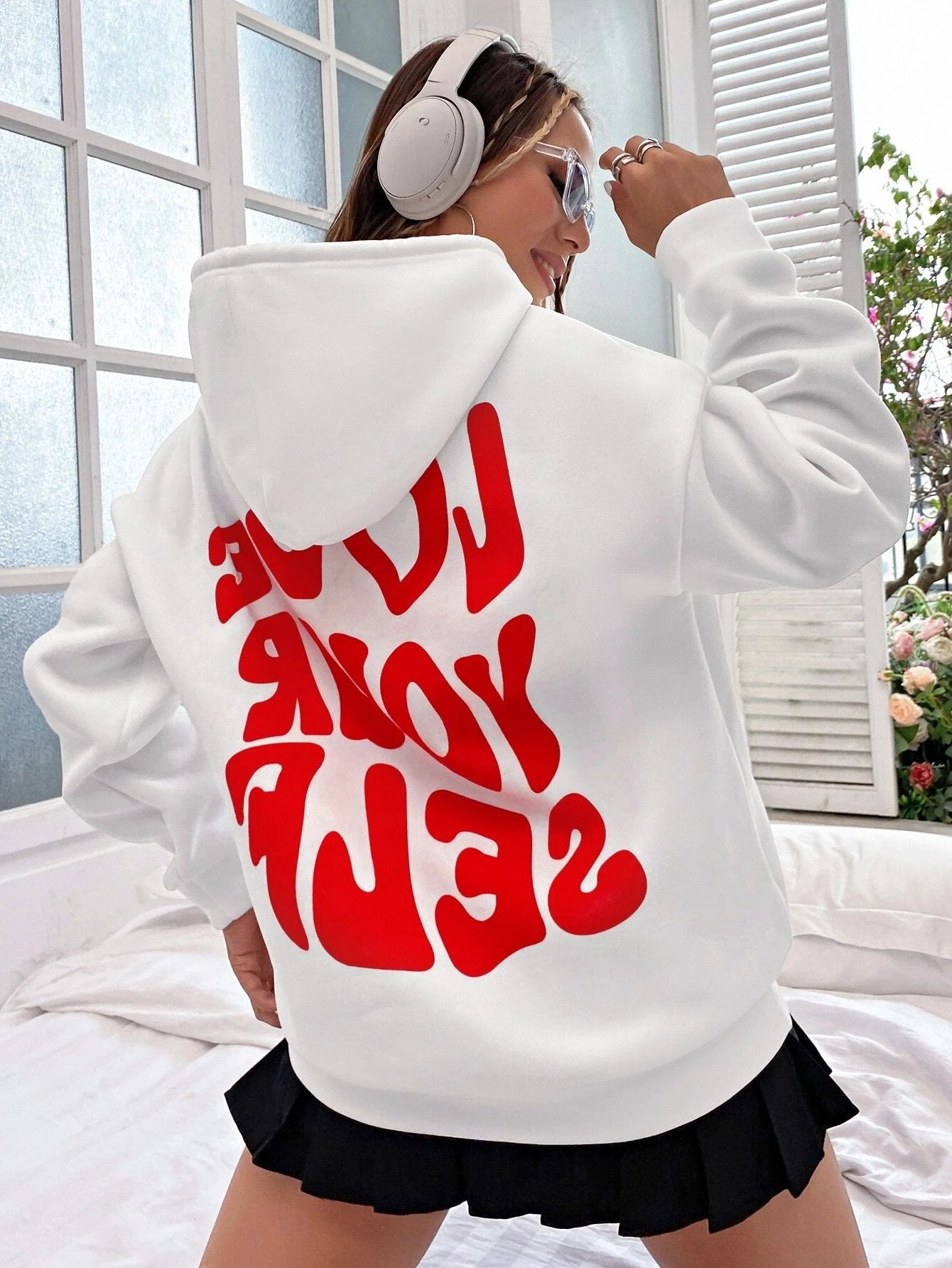 Harriet - Women's Hoodie with Drawstring Hood and Kangaroo Pocket vorne