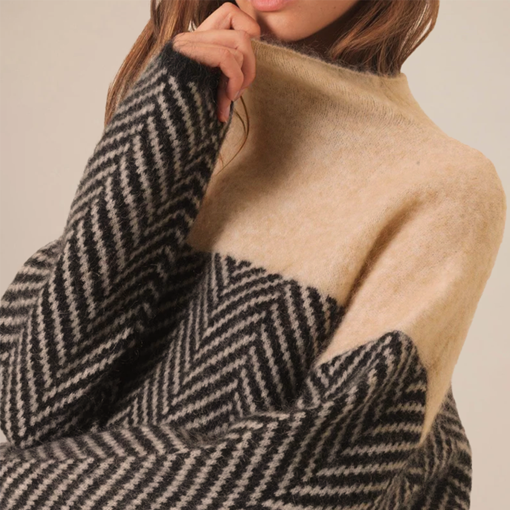 Alison - Women's Relaxed Knit Sweater with high Collar