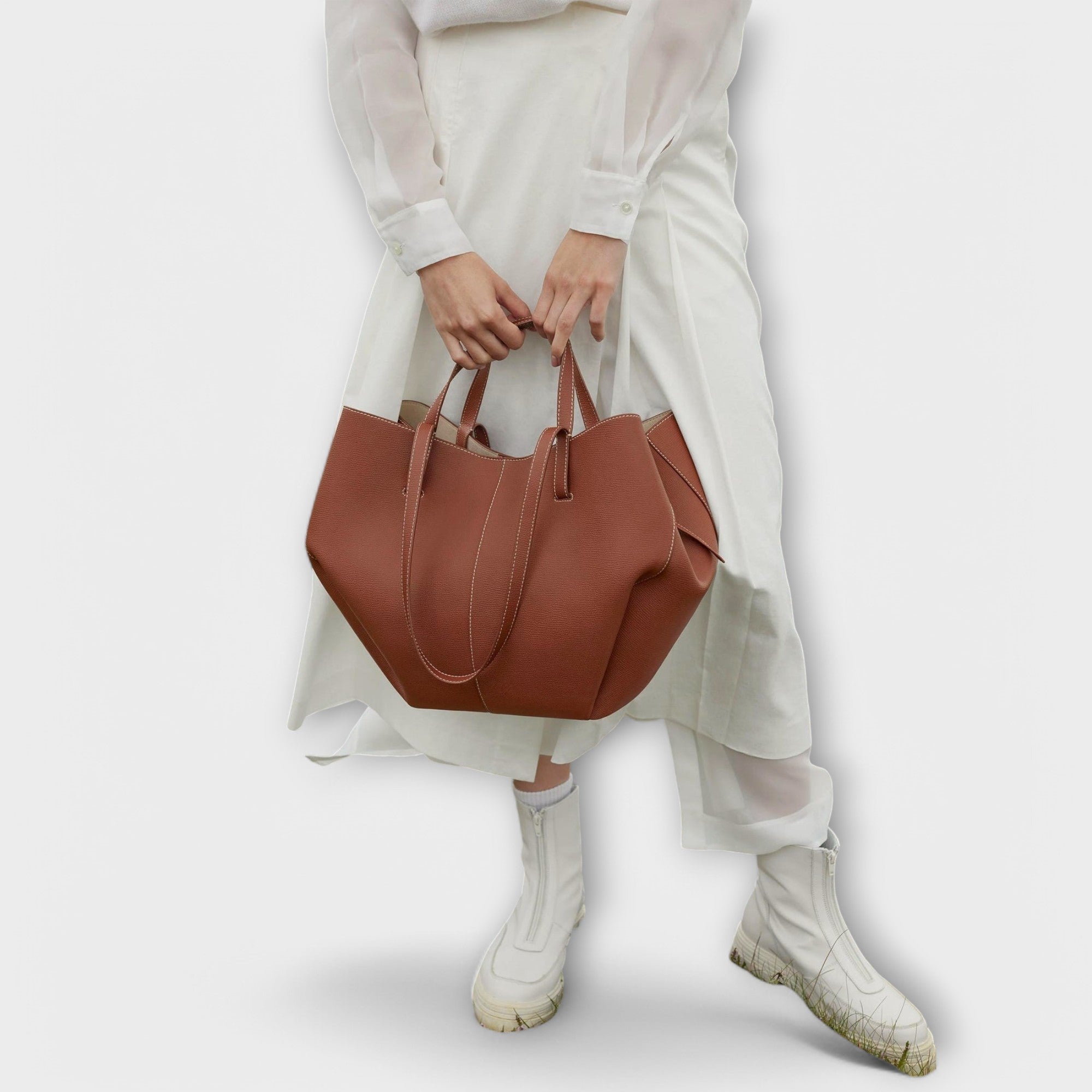 Nicola - Women's spacious Everyday Bag