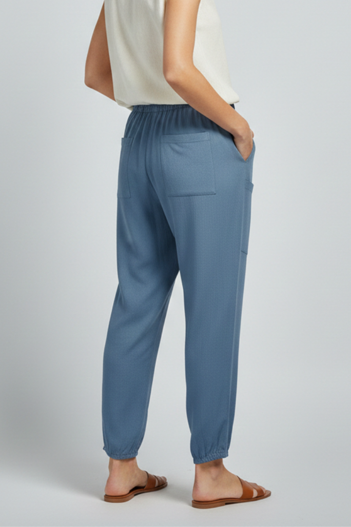 Sophia - Women's Trousers with Drawstring Waist and Knopfsaum