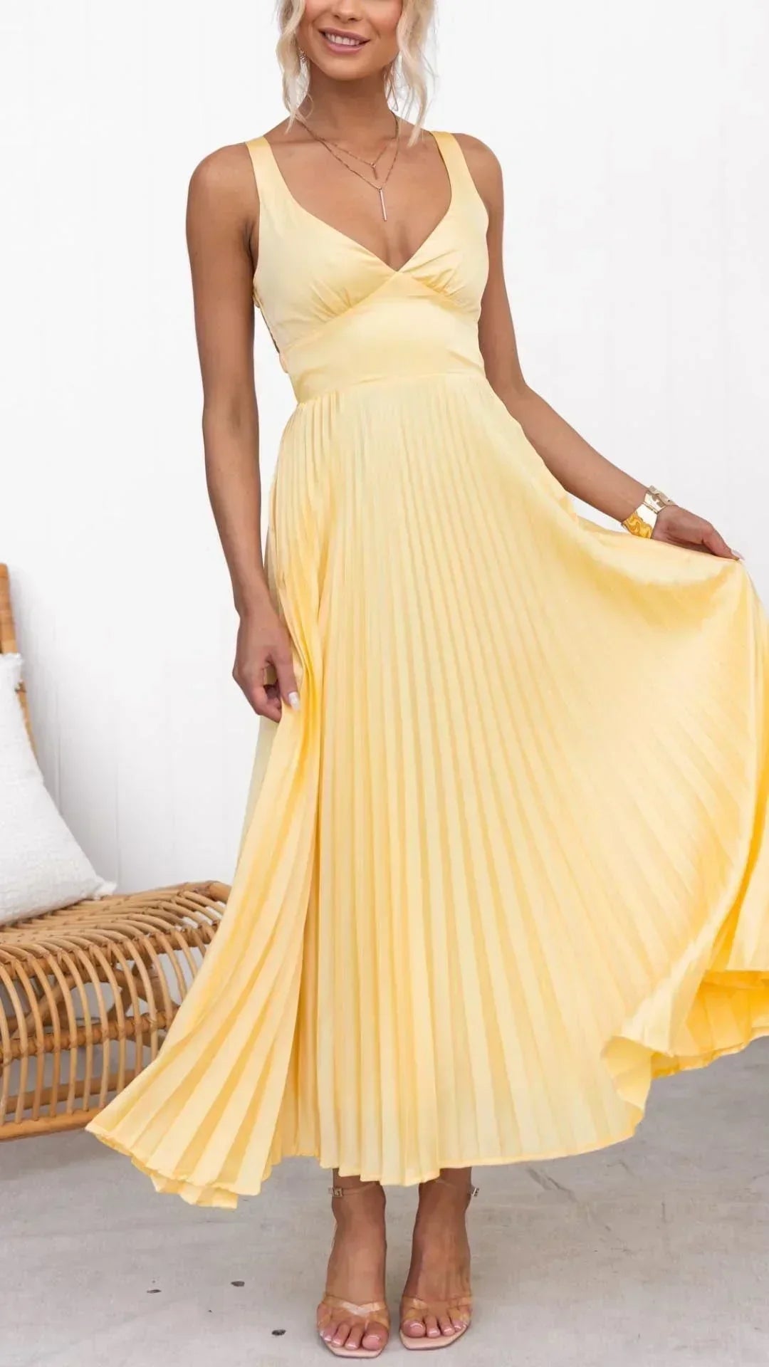 Freya - Women's V-Neck Pleated Maxi-Dress