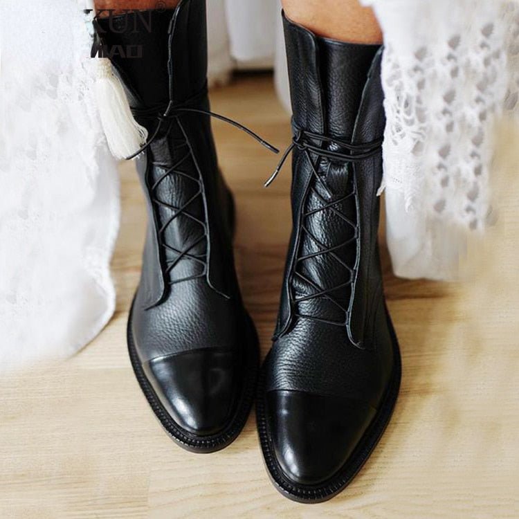 Ruby - Women's Elegant Spitzstiefel with Block Heel