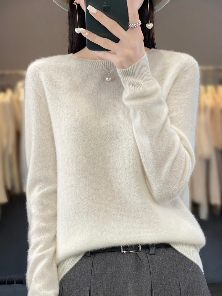 Caroline - Women's Classic Knit Sweater with Long Sleeve