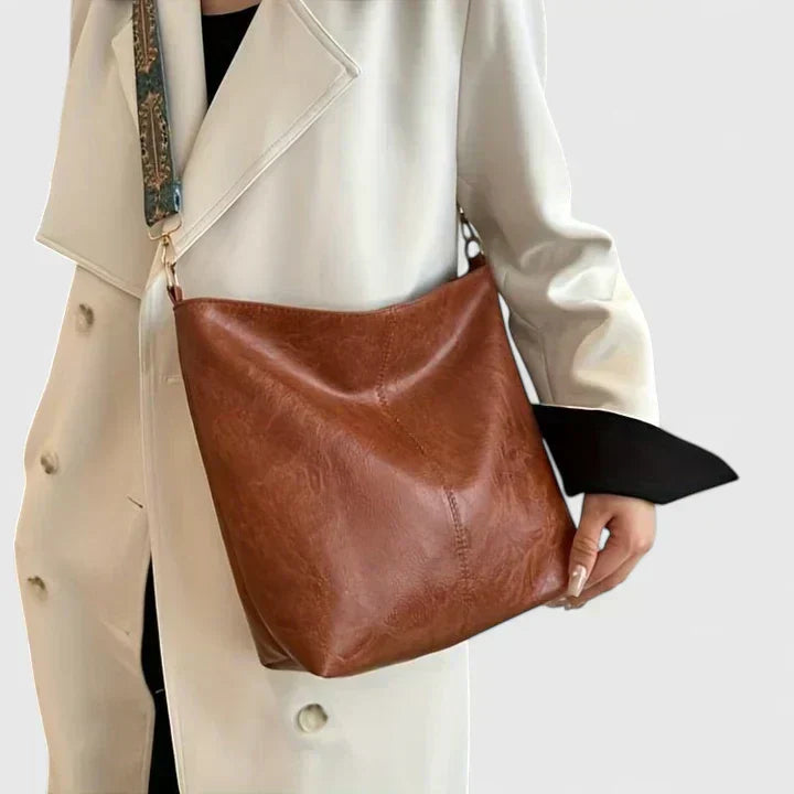 Caroline - Women's Shoulder Bag with einzigartigem Style