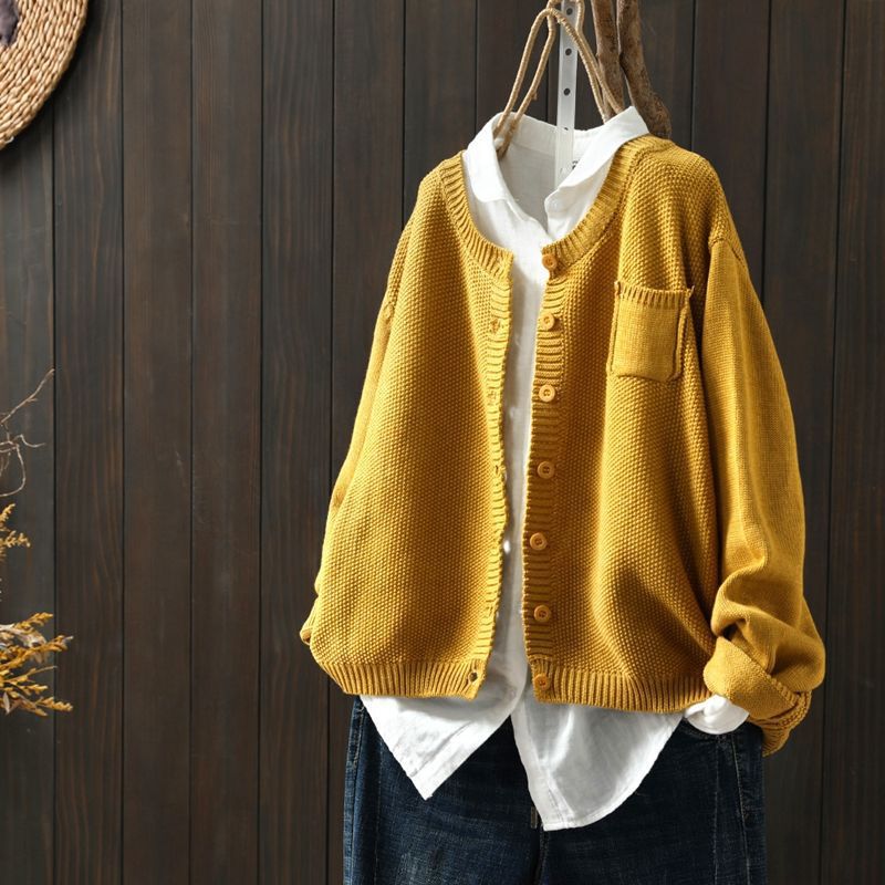 Nicola - Women's Oversized Cardigan with Buttons